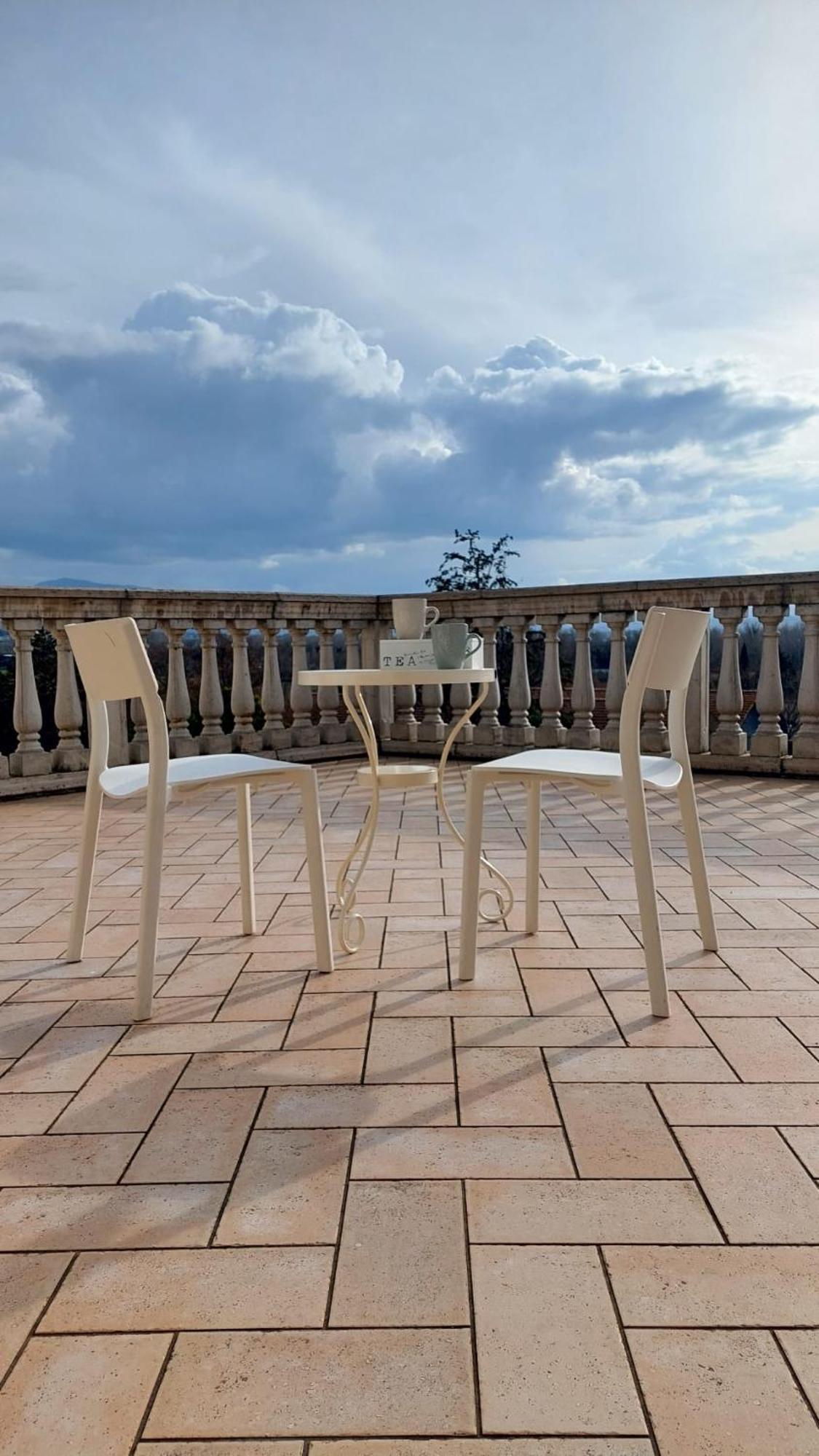 La Casa Del Mago Camere E Appartamenti Pissignano المظهر الخارجي الصورة